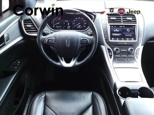 Photo 5 of 27 of 2017 Lincoln MKX Premiere