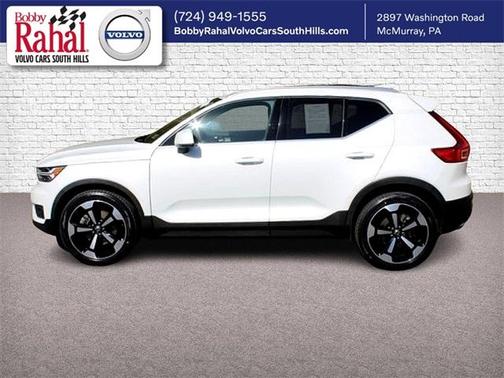Photo 2 of 25 of 2019 Volvo XC40 T5 Inscription