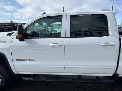Photo 5 of 33 of 2019 GMC Sierra 3500 SLT