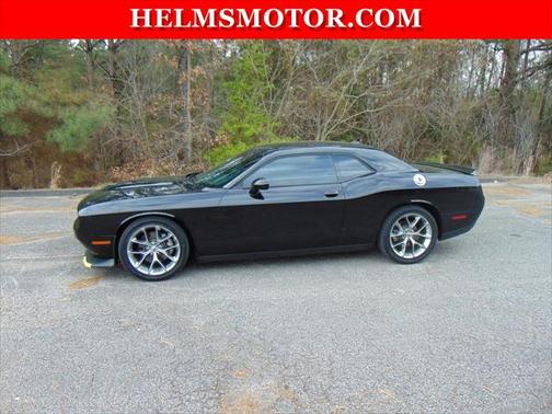 Photo 3 of 3 of 2022 Dodge Challenger GT