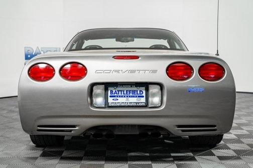 Photo 5 of 36 of 1999 Chevrolet Corvette