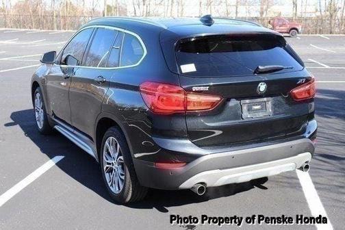 Photo 3 of 50 of 2017 BMW X1 xDrive 28i