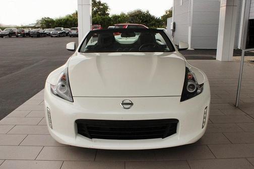 Photo 5 of 39 of 2018 Nissan 370Z Base (A7)