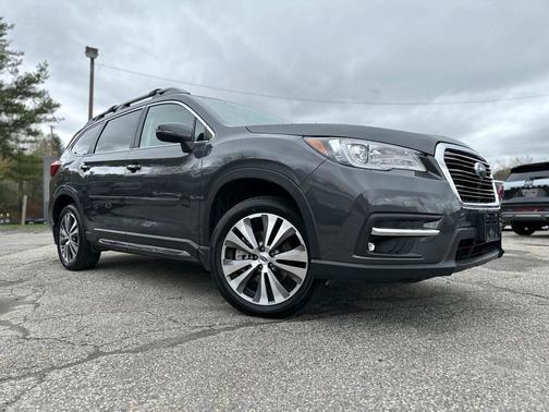 Photo 1 of 18 of 2022 Subaru Ascent Limited 7-Passenger