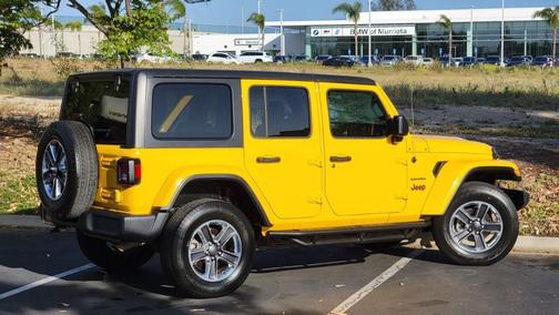 Photo 4 of 43 of 2019 Jeep Wrangler Unlimited Sahara