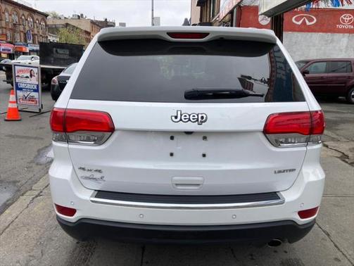 Photo 5 of 16 of 2018 Jeep Grand Cherokee Limited