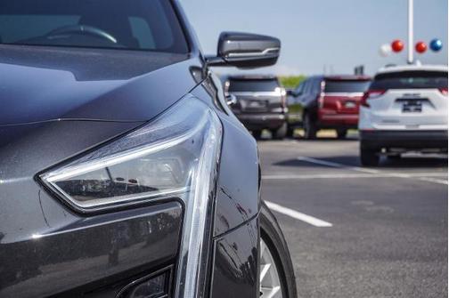 Photo 3 of 30 of 2019 Cadillac CT6 2.0L Turbo Luxury