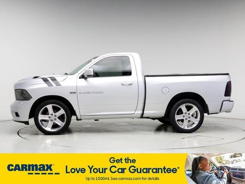 Photo 3 of 25 of 2012 RAM 1500 R/T
