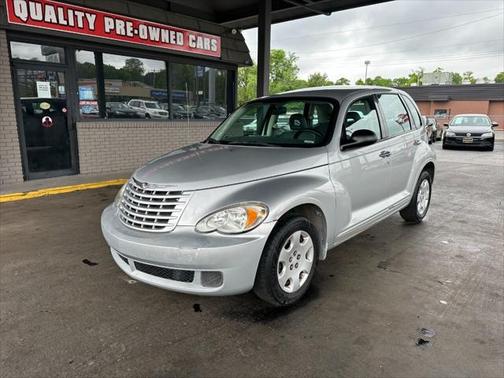 Photo 2 of 33 of 2009 Chrysler PT Cruiser LX