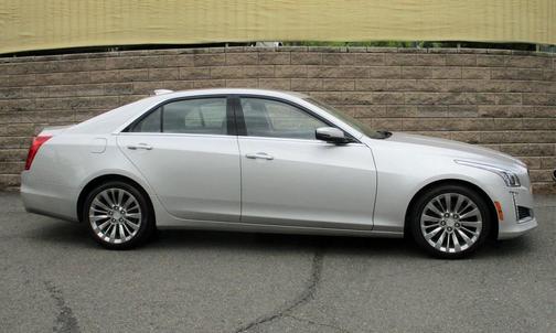 Photo 4 of 29 of 2019 Cadillac CTS 2.0L Turbo Luxury
