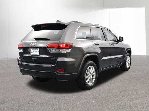 Photo 3 of 49 of 2021 Jeep Grand Cherokee Laredo X