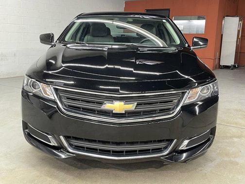 Photo 2 of 35 of 2018 Chevrolet Impala 1LS