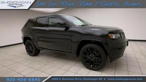 Photo 2 of 35 of 2020 Jeep Grand Cherokee Altitude