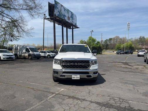 Photo 5 of 44 of 2022 RAM 1500 Lone Star