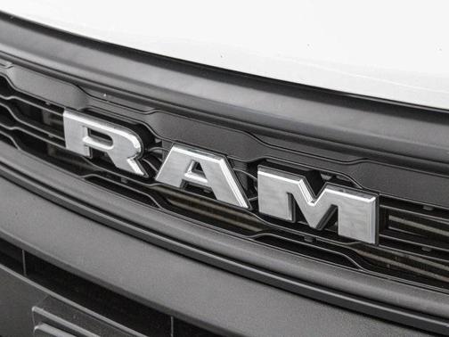 Photo 5 of 26 of 2020 RAM ProMaster City Tradesman