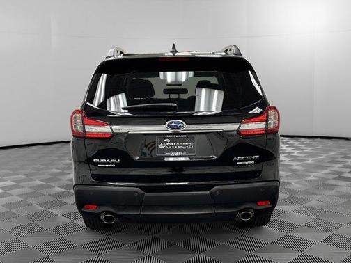 Photo 4 of 16 of 2020 Subaru Ascent Limited 8-Passenger