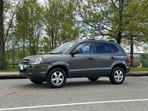 Photo 4 of 29 of 2008 Hyundai Tucson GLS