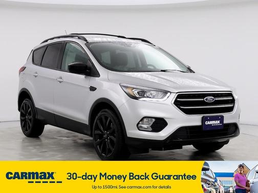 Photo 1 of 28 of 2019 Ford Escape SE