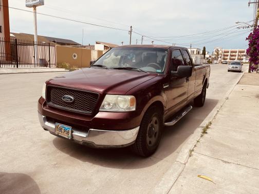 Photo 2 of 20 of 2004 Ford F-150 XLT SuperCab