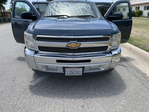 Photo 2 of 6 of 2013 Chevrolet Silverado 1500 LT