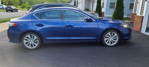 Photo 2 of 7 of 2016 Acura ILX Technology Plus Package