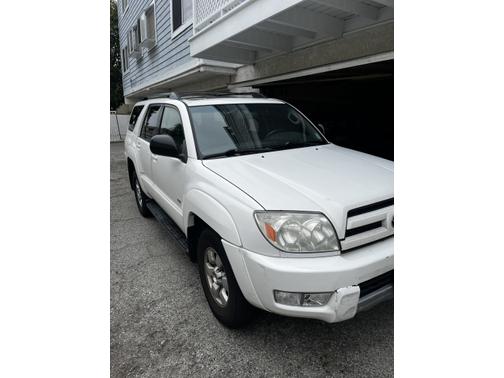 Photo 3 of 30 of 2004 Toyota 4Runner Sport V8