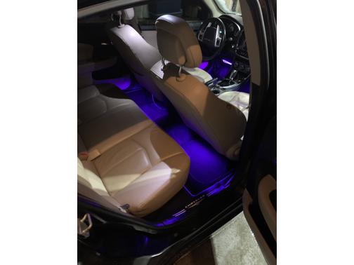 Photo 4 of 9 of 2011 Chrysler 200 Limited