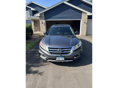 Photo 2 of 23 of 2015 Honda Crosstour EX-L