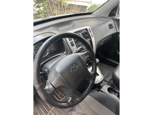 Photo 5 of 9 of 2008 Hyundai Tucson Limited