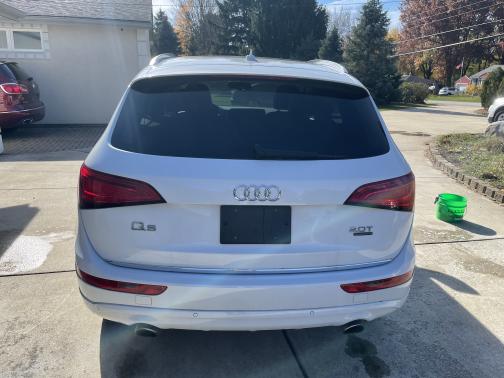 Photo 5 of 17 of 2016 Audi Q5 2.0T Premium Plus