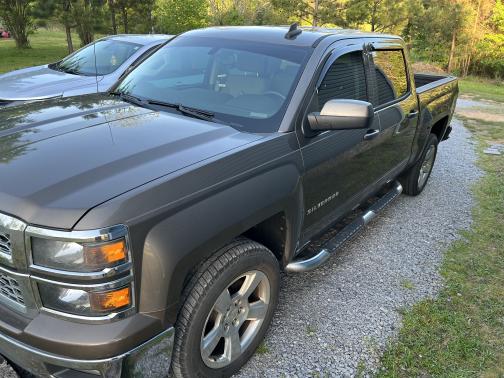 Photo 3 of 8 of 2015 Chevrolet Silverado 1500 1LT