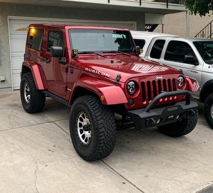 Photo 2 of 5 of 2012 Jeep Wrangler Rubicon