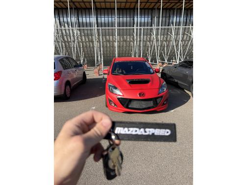 Photo 3 of 10 of 2011 Mazda MazdaSpeed3 Sport