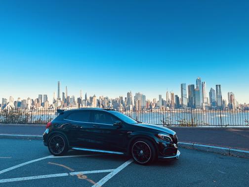 Photo 4 of 11 of 2016 Mercedes-Benz AMG GLA AMG GLA 45 4MATIC