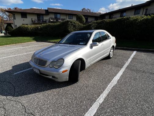 Photo 5 of 20 of 2003 Mercedes-Benz C-Class C240 4MATIC