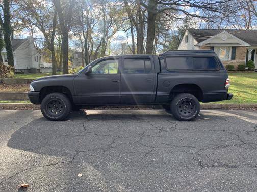 Photo 1 of 30 of 2002 Dodge Dakota Sport