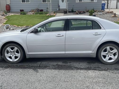 Photo 6 of 6 of 2012 Chevrolet Malibu LS