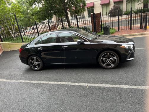Photo 5 of 5 of 2021 Mercedes-Benz A-Class A 220