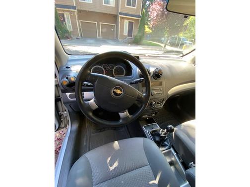 Photo 4 of 11 of 2011 Chevrolet Aveo LS