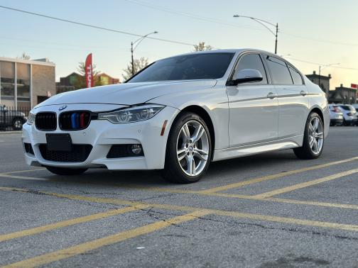 Photo 1 of 27 of 2018 BMW 330 i xDrive