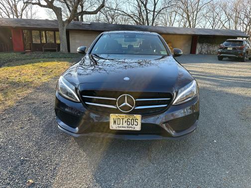 Photo 1 of 7 of 2016 Mercedes-Benz C-Class C 300 4MATIC Luxury
