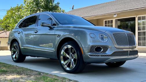 Photo 1 of 19 of 2018 Bentley Bentayga Activity Edition