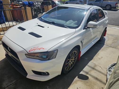 Photo 2 of 16 of 2015 Mitsubishi Lancer Evolution GSR
