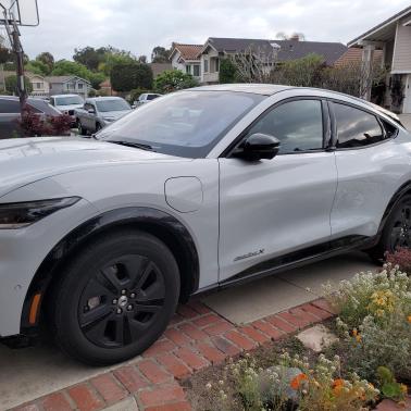 Photo 1 of 4 of 2021 Ford Mustang Mach-E California Route 1