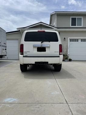 Photo 3 of 11 of 2007 Dodge Nitro SLT