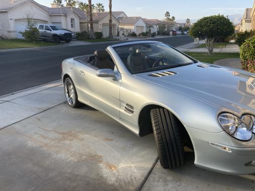 Photo 1 of 11 of 2005 Mercedes-Benz SL-Class SL500 Roadster