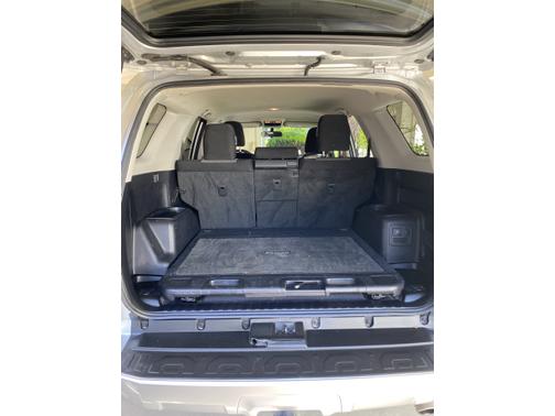 Photo 6 of 6 of 2018 Toyota 4Runner SR5 Premium