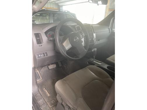 Photo 4 of 9 of 2010 Nissan Xterra S