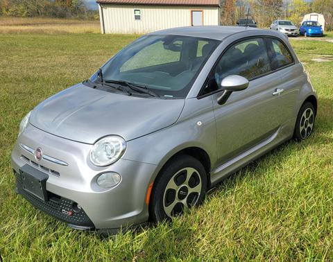 Photo 1 of 17 of 2016 FIAT 500e Battery Electric