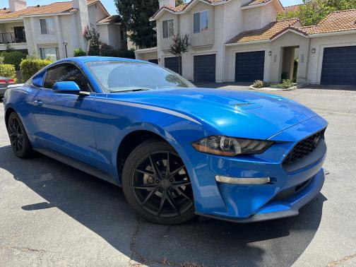 Photo 1 of 8 of 2019 Ford Mustang EcoBoost Premium